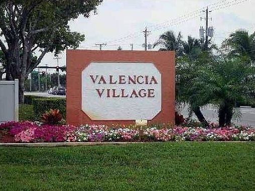 5th image of 9 S Valencia Dr