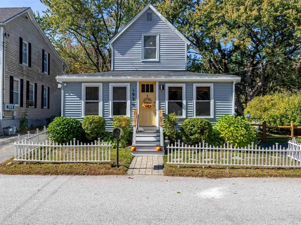 1936 Lake Shore Road, Manchester, NH 03109