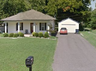 419 S 3rd St, Purcell, OK 73080