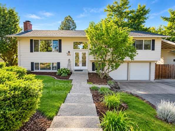 869 Meadowlawn Dr SE, Salem, OR 97317