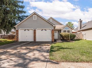 9236 Steeplechase Dr, Indianapolis, IN 46250