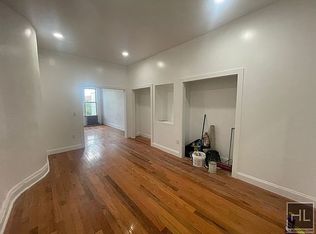 132 Grove St #2, Brooklyn, NY 11221