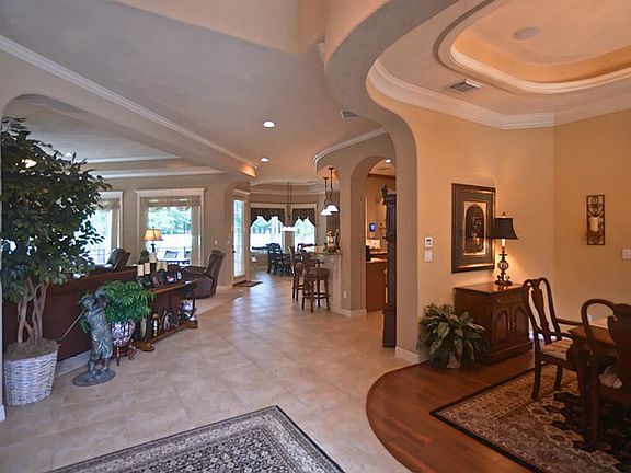 4th image of 68 Waterberry Ct