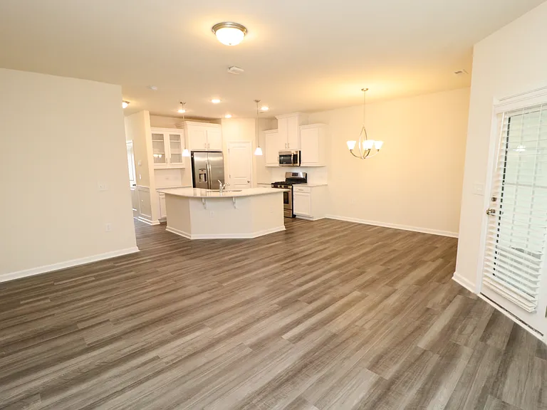 1105 Neighborly Way — Photo 17