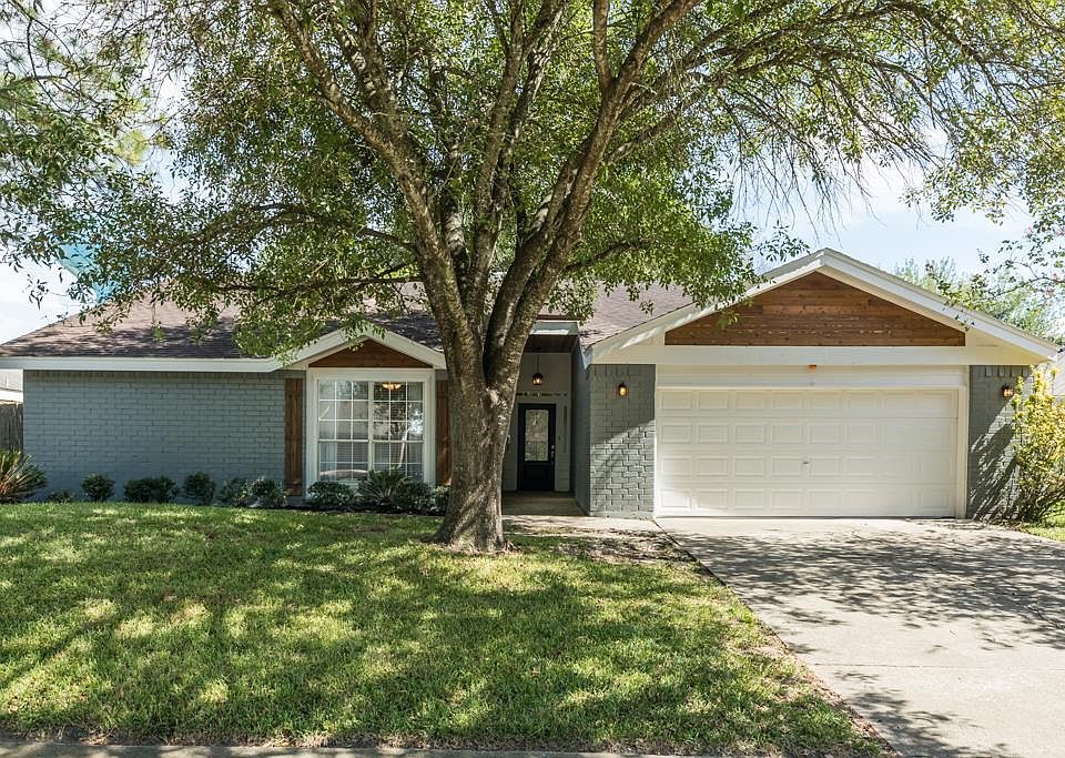 1st image of 866 Shadwell Dr