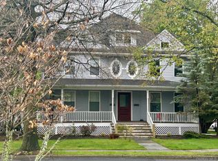 11 Grand St #B, Warwick, NY 10990