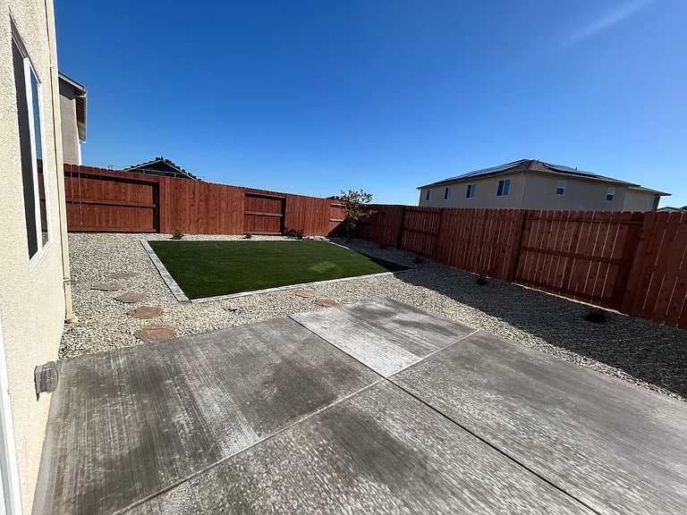 805 Congaree Ln — Photo 10