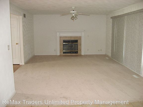 3rd image of 3417 W Brenwick Dr