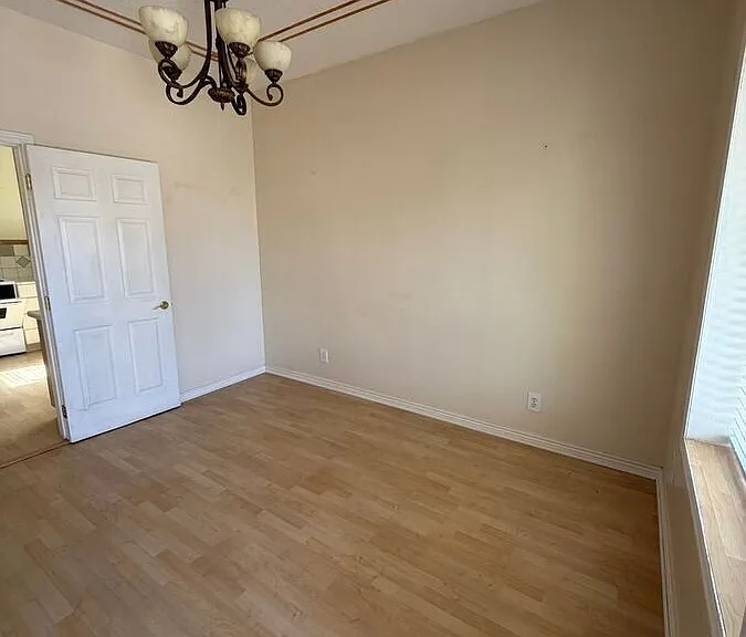 625 E Wilmington Ave — Photo 4