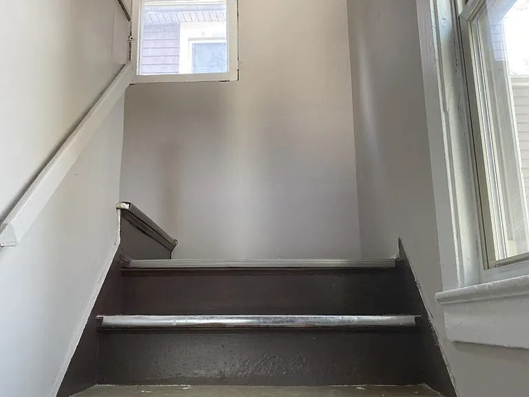 305 N Winton Rd #2 — Photo 10