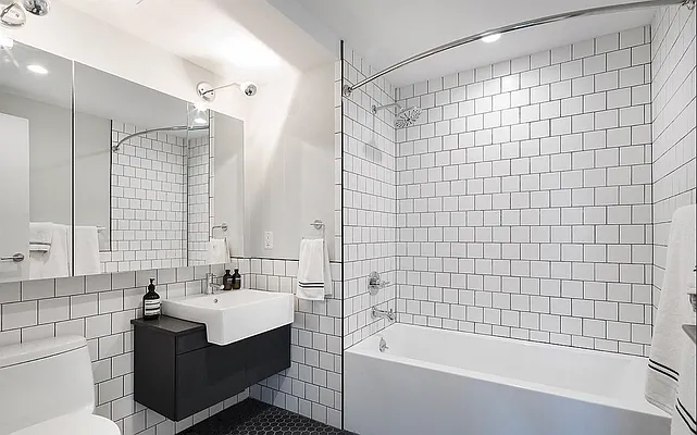 Rented by VRE | media 8