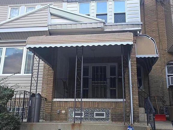 2nd image of 709 Atwood Rd