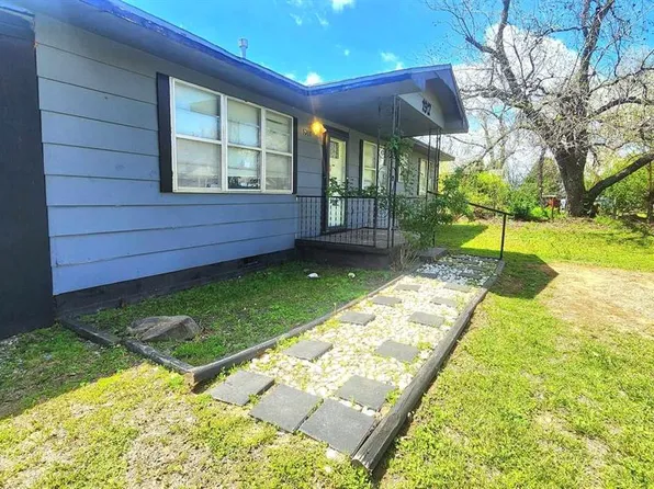 (undisclosed Address), Chickasha, OK 73018