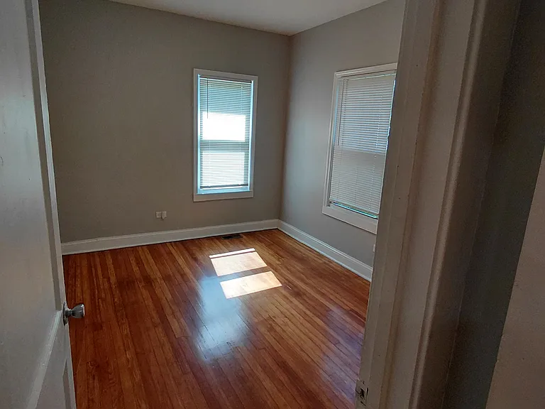6215 Blaine Ave — Photo 13