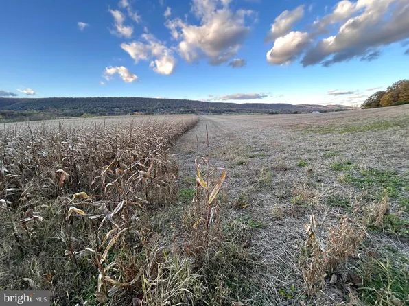 2 Linden Hall Rd, Boalsburg, PA 16827