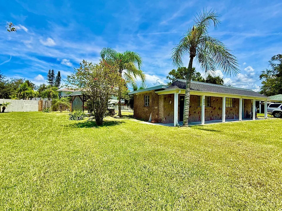 804 W Saint Petersburg Dr #804