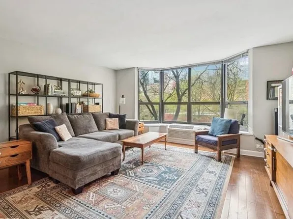 901 S Plymouth Ct, Chicago, IL 60605