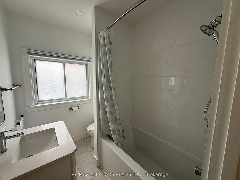 92 39th St #2 — Photo 12