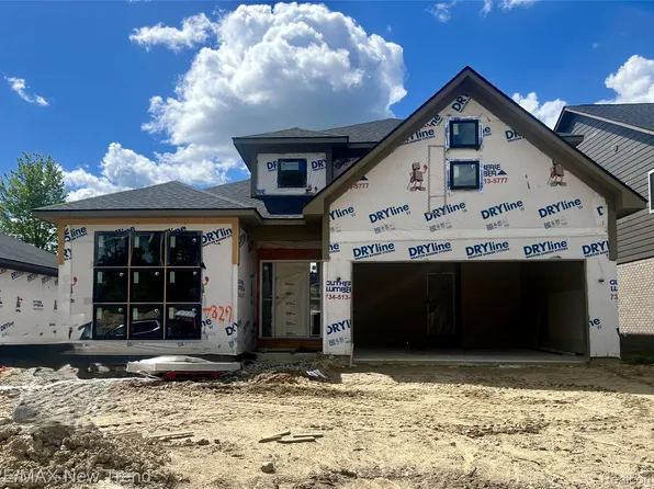 7829 Trailside Ct, West Bloomfield, MI 48323