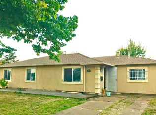 701 Geneva St, Aurora, CO 80010