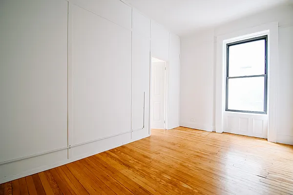 Rented by Skyward | media 12