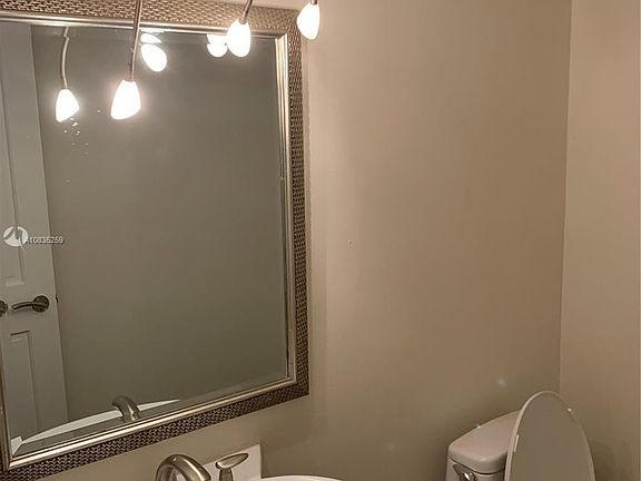 3rd image of 3826 NE 171st St #1