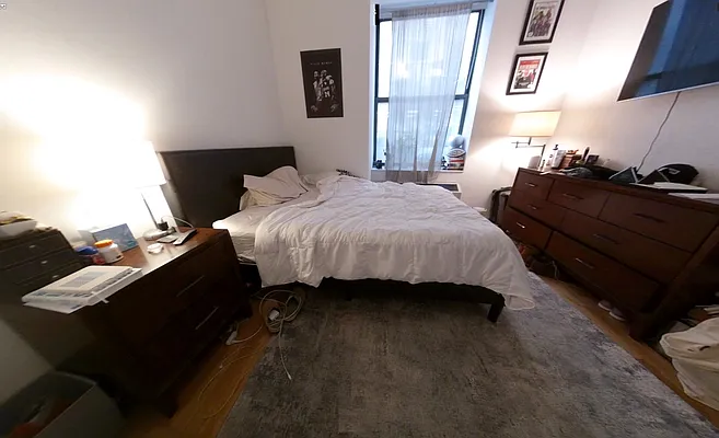 Rented by NY Living Solutions | media 35