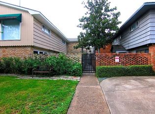 4725 1/2 Merwin St, Houston, TX 77027