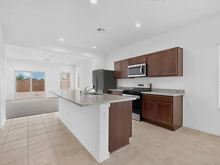 280 Prism Ave SW — Photo 7