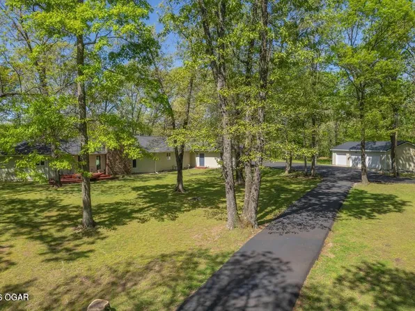 419 County Road 170, Joplin, MO 64804