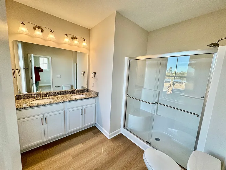 2820 Cook Cir #D — Photo 31