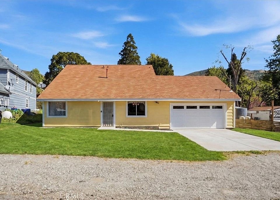 1st image of 13894 Meadow Ln