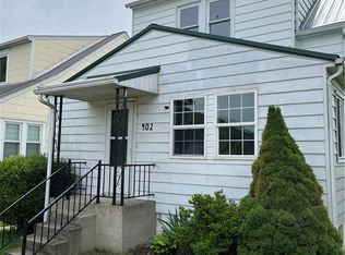 402 E 7th St, Belle, WV 25015