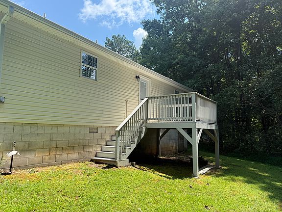 2nd image of 4821 Victoria Ct