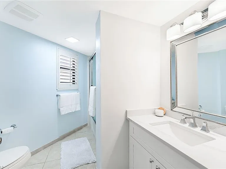 6075 Pelican Bay Blvd #1105 — Photo 12