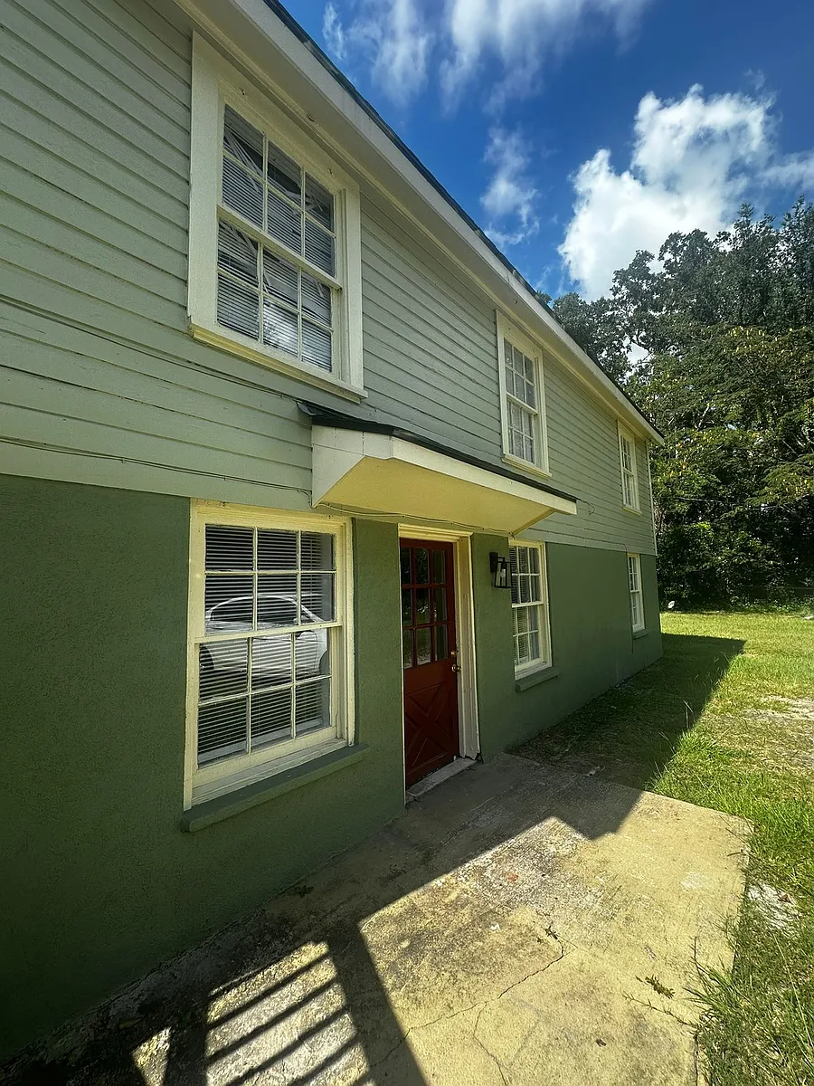 Building Photo - 1005 Langdale Dr #B