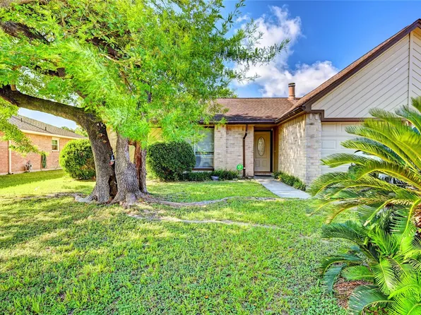 3443 Fountain Spring Dr, Houston, TX 77066