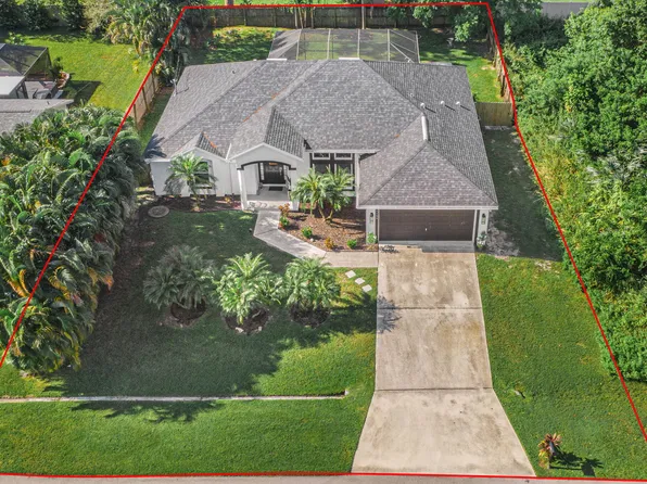 1158 SW London Lane, Port St Lucie, FL 34953