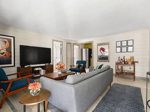 3rd image of 25 Miles Road