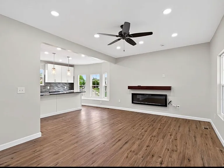 51 Gebhart St — Photo 11