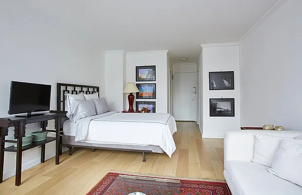Rented by Brown Harris Stevens | media 12