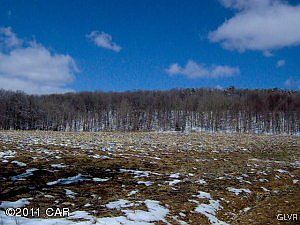 3rd image of Hemlock Dr
