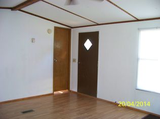 200 Broad Creek Loop Rd APT 3, Newport, NC 28570