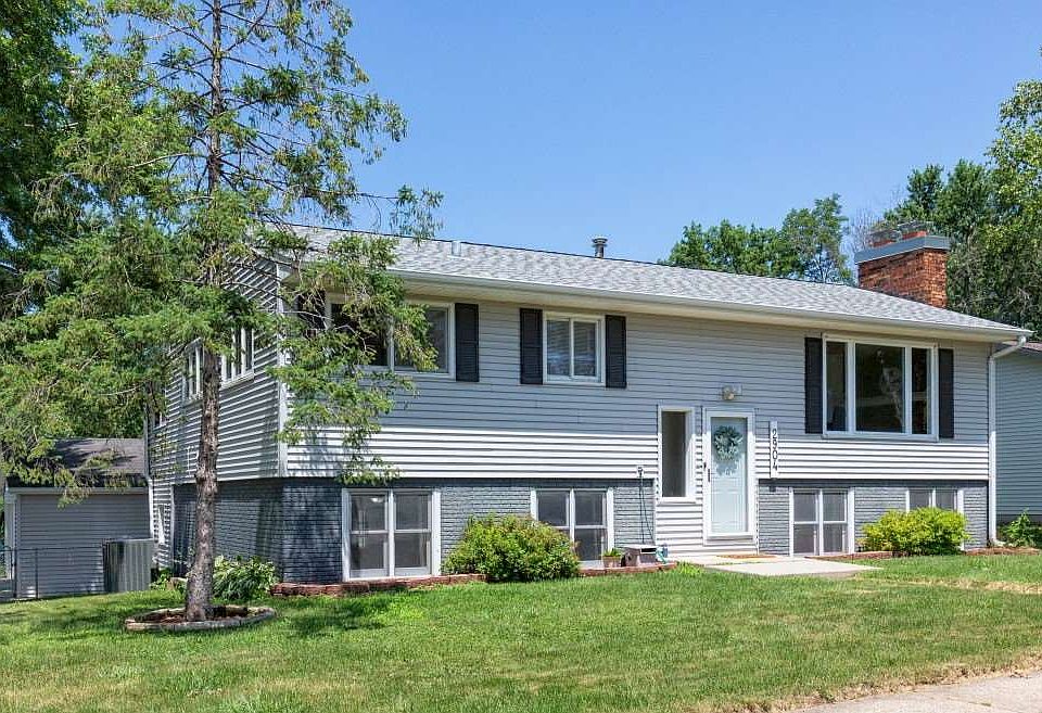 1st image of 2904 Lovejoy Dr