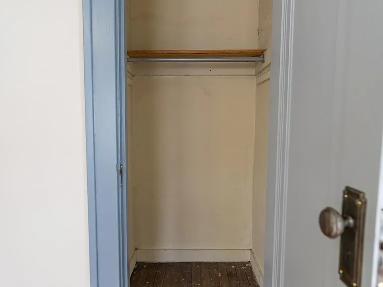 209 Clinton St — Photo 22