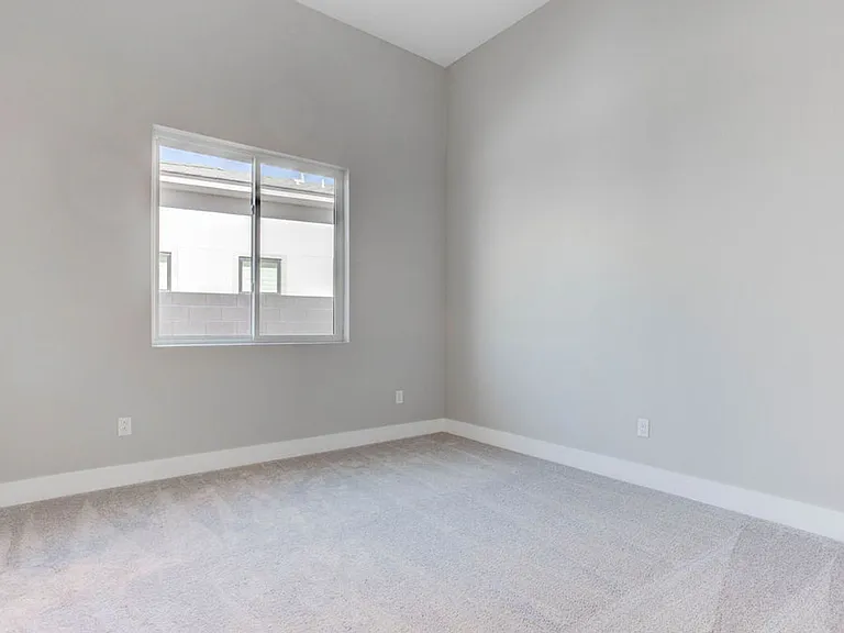 4778 Outlook Peak St — Photo 36