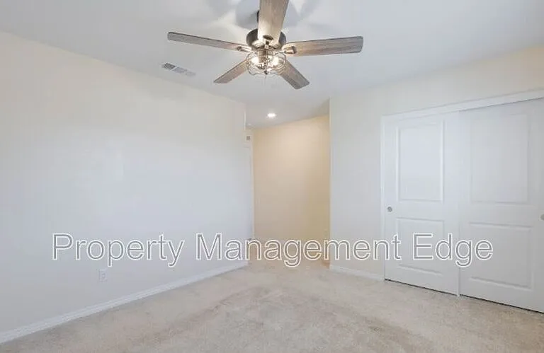 30205 Chamonix Cir — Photo 11