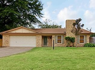 144 Poinsetta Cir, Terrell, TX 75160