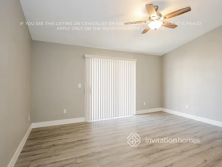 5332 Acacia Grove St — Photo 5