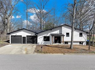 436 N Olive St, Trenton, IL